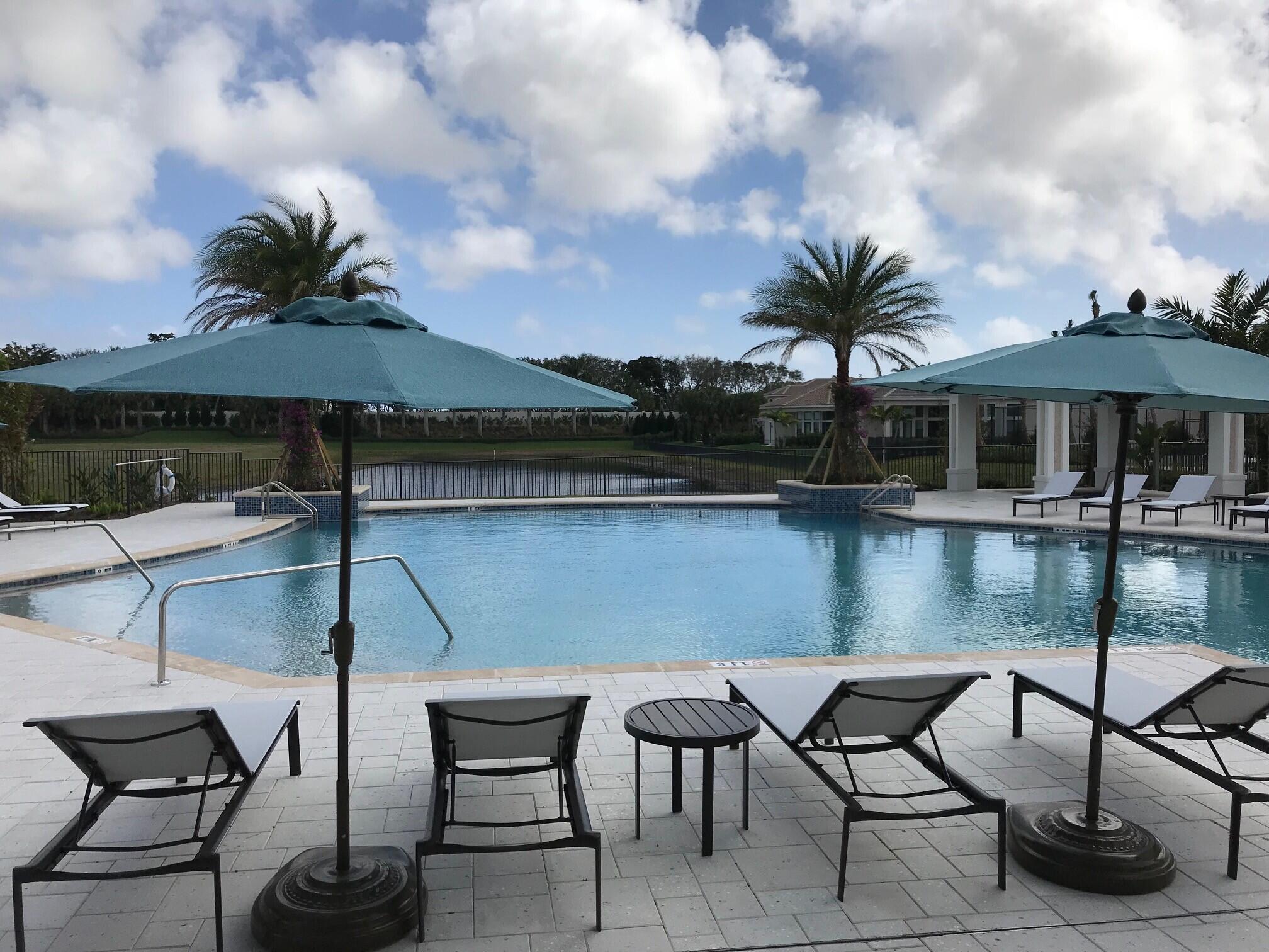 ROYAL PALM POLO PLAT - Residential