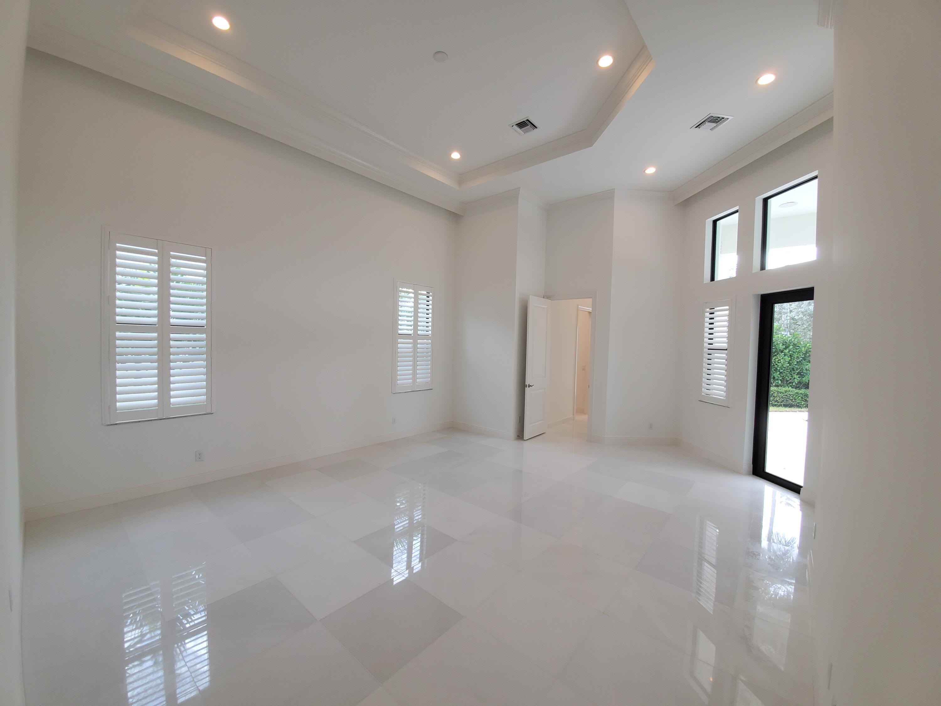 ROYAL PALM POLO PLAT - Residential