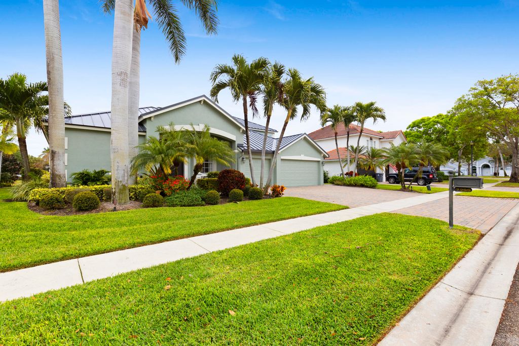 Photo of 7299 Serrano Terrace, Delray Beach, FL 33446 (MLS # R11161526)