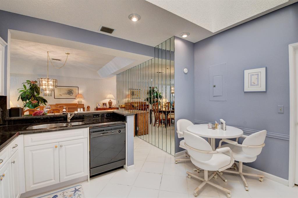 WHISPER WALK SEC E CONDO - Residential