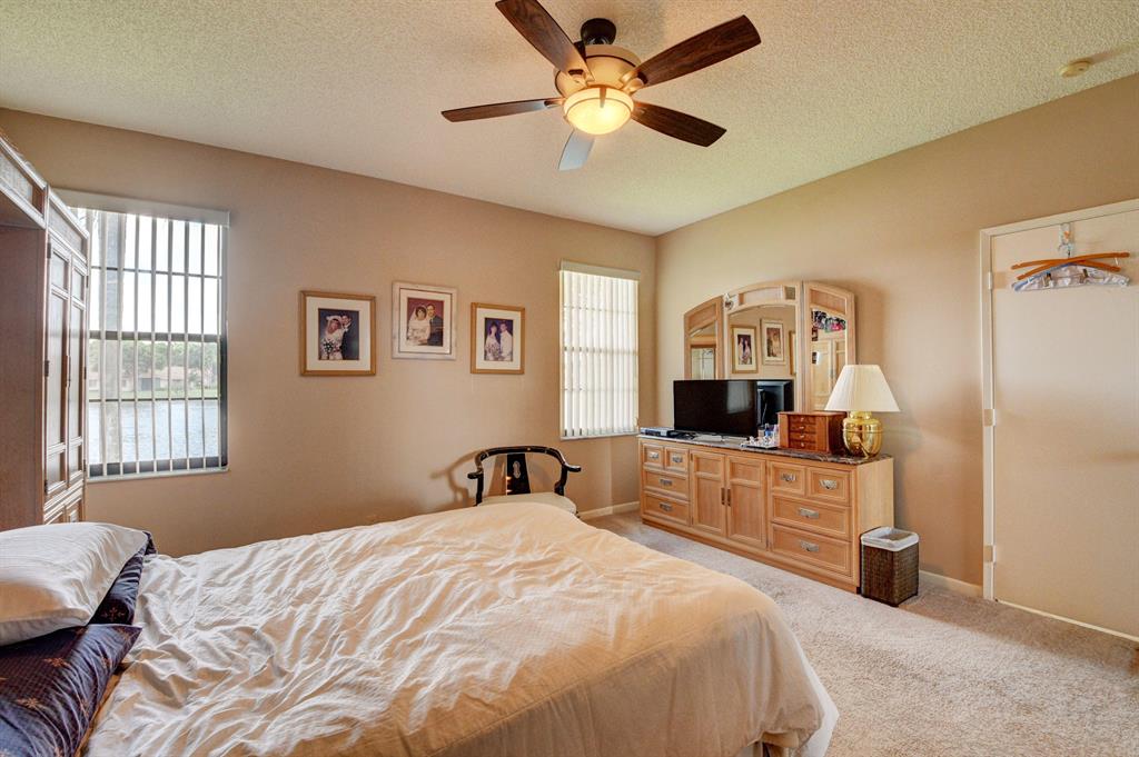 WHISPER WALK SEC E CONDO - Residential