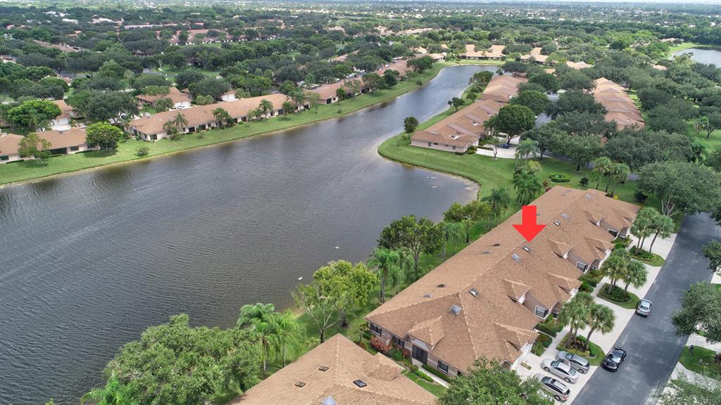 WHISPER WALK SEC E CONDO - Residential