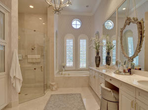 ROYAL PALM YACHT & COUNTR - Residential