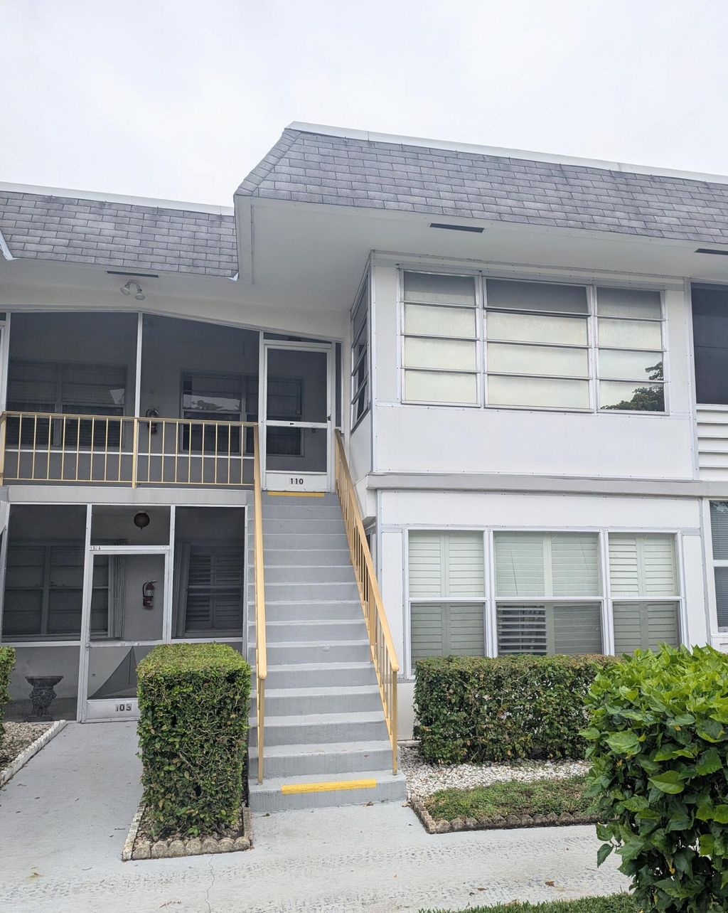 Photo of 110 Stratford, West Palm Beach, FL 33417 (MLS # B26030086)