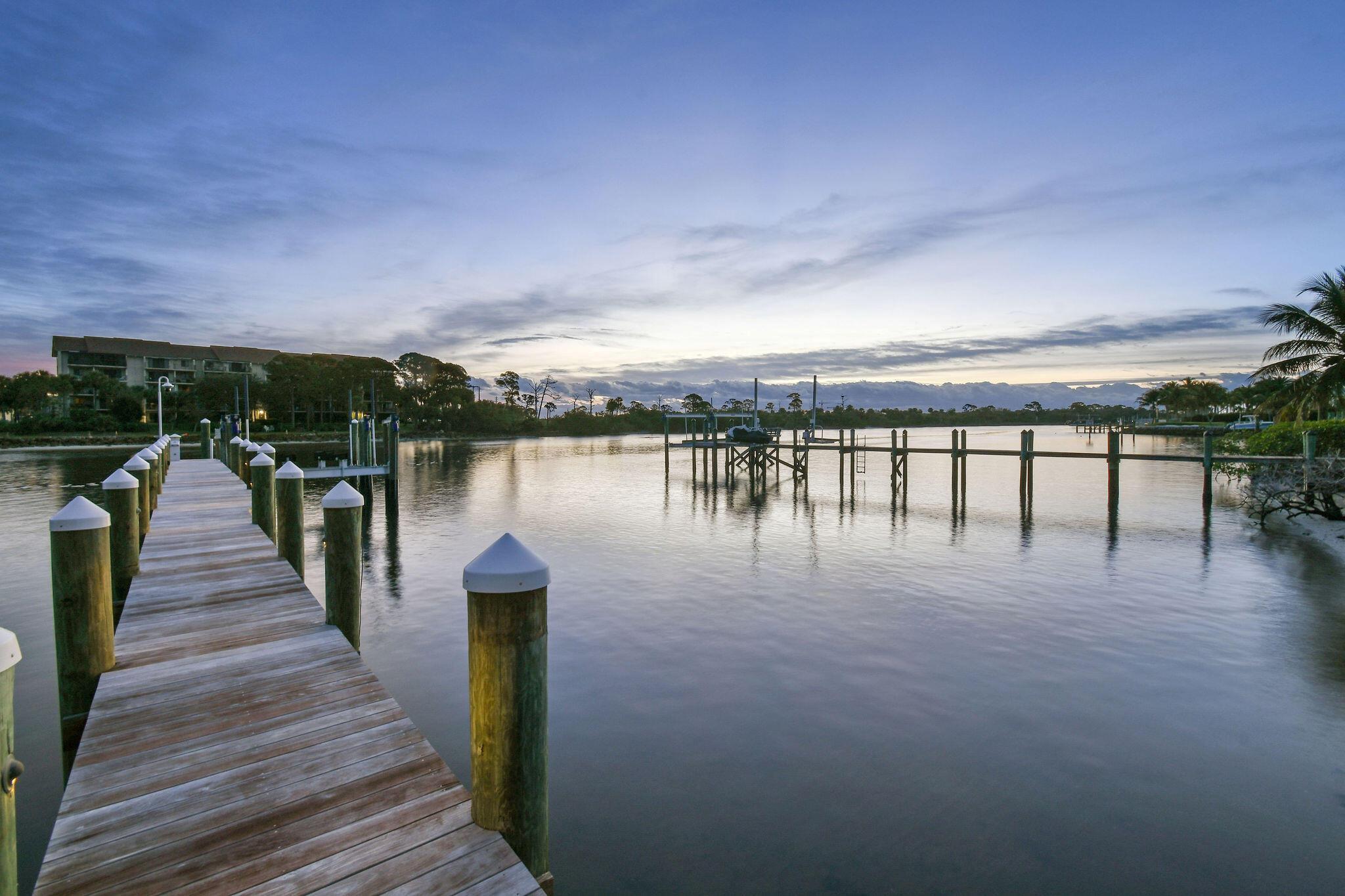 HARBOR PLACE - Residential