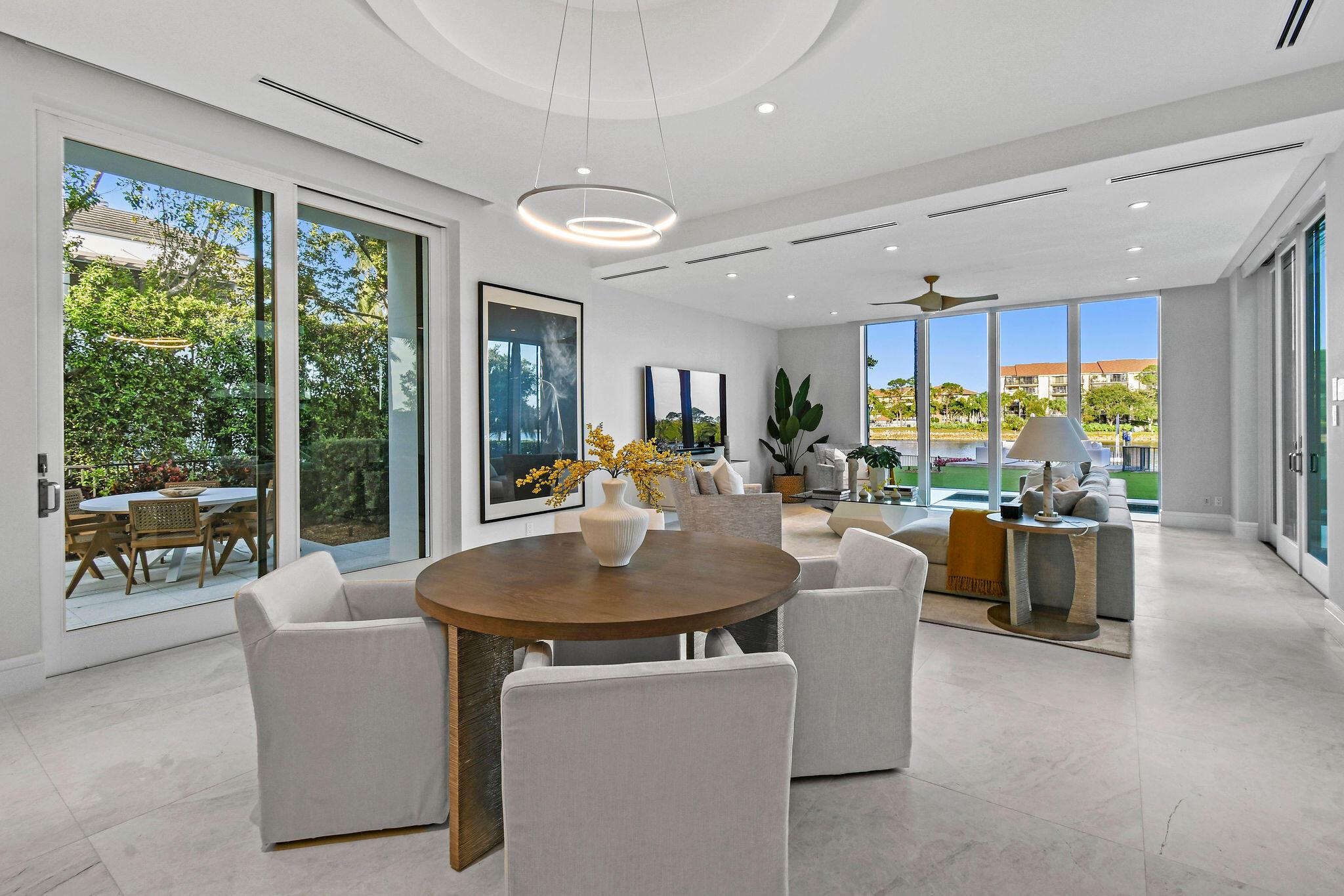 HARBOR PLACE - Residential