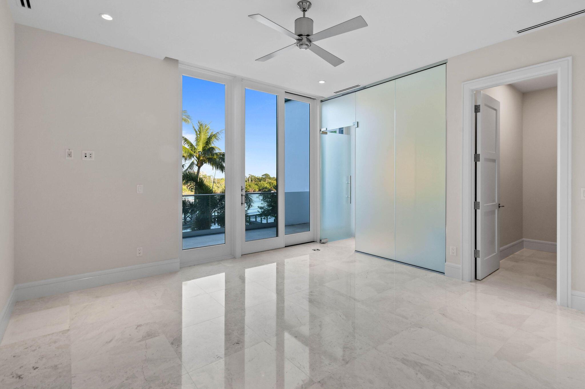 HARBOR PLACE - Residential