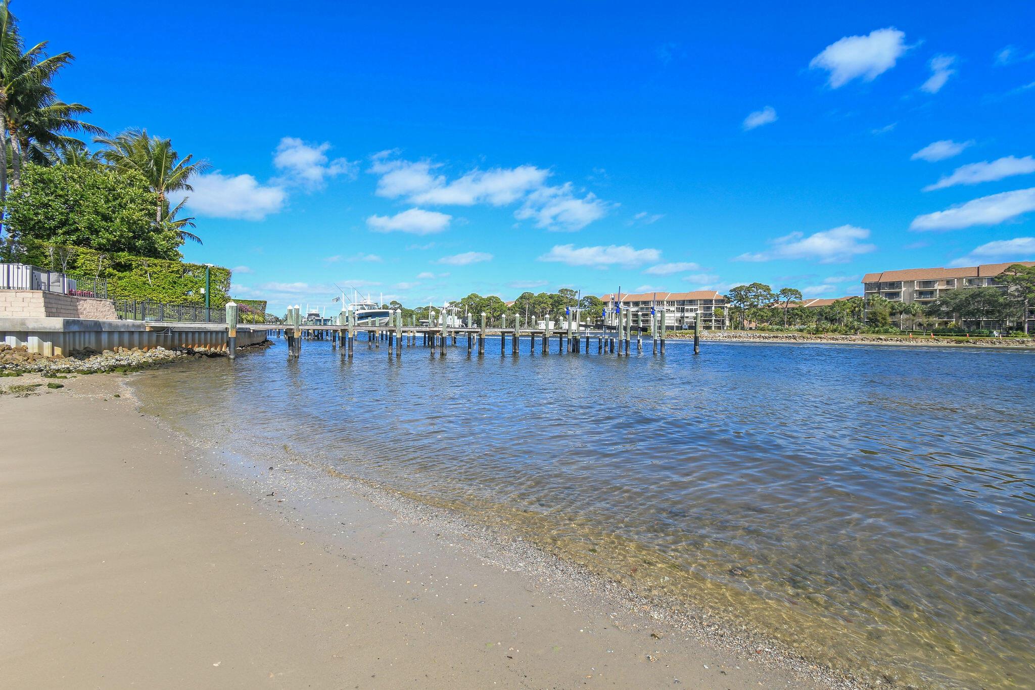 HARBOR PLACE - Residential