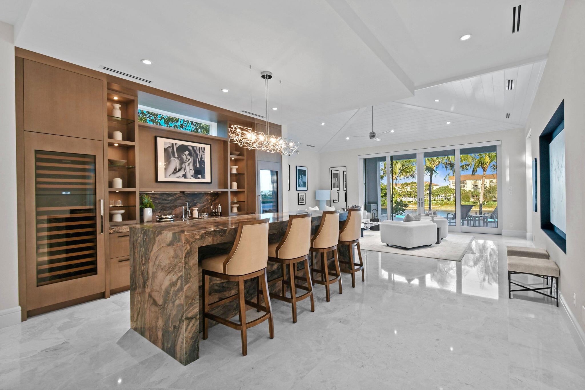 HARBOR PLACE - Residential