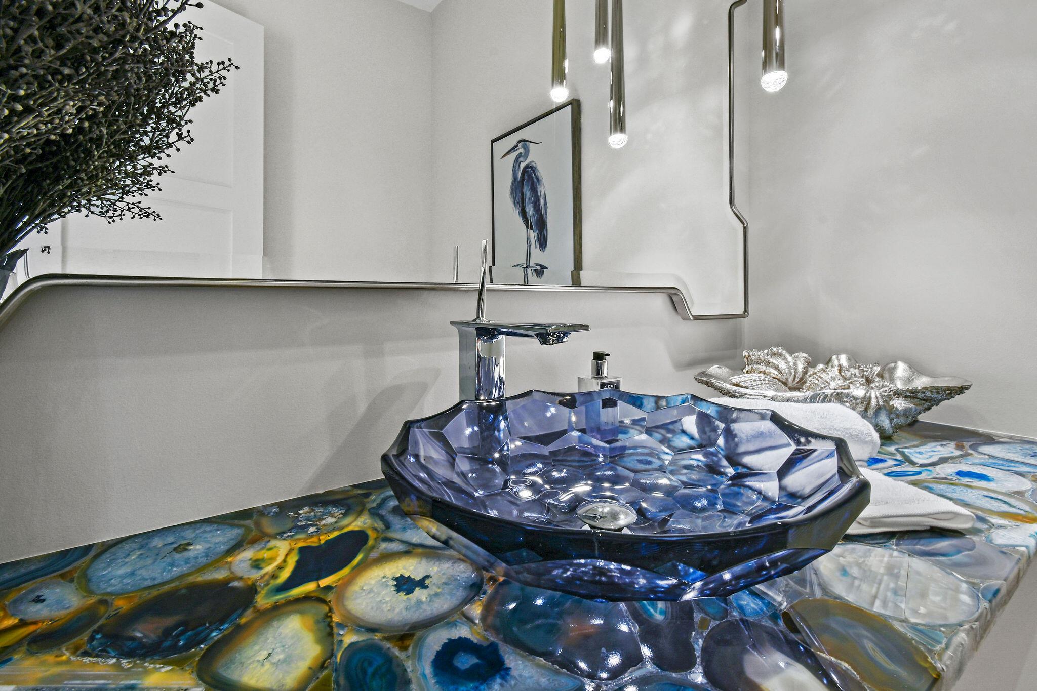 HARBOR PLACE - Residential