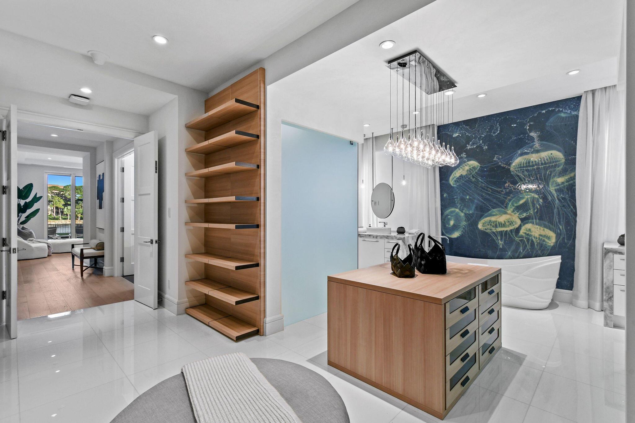 HARBOR PLACE - Residential