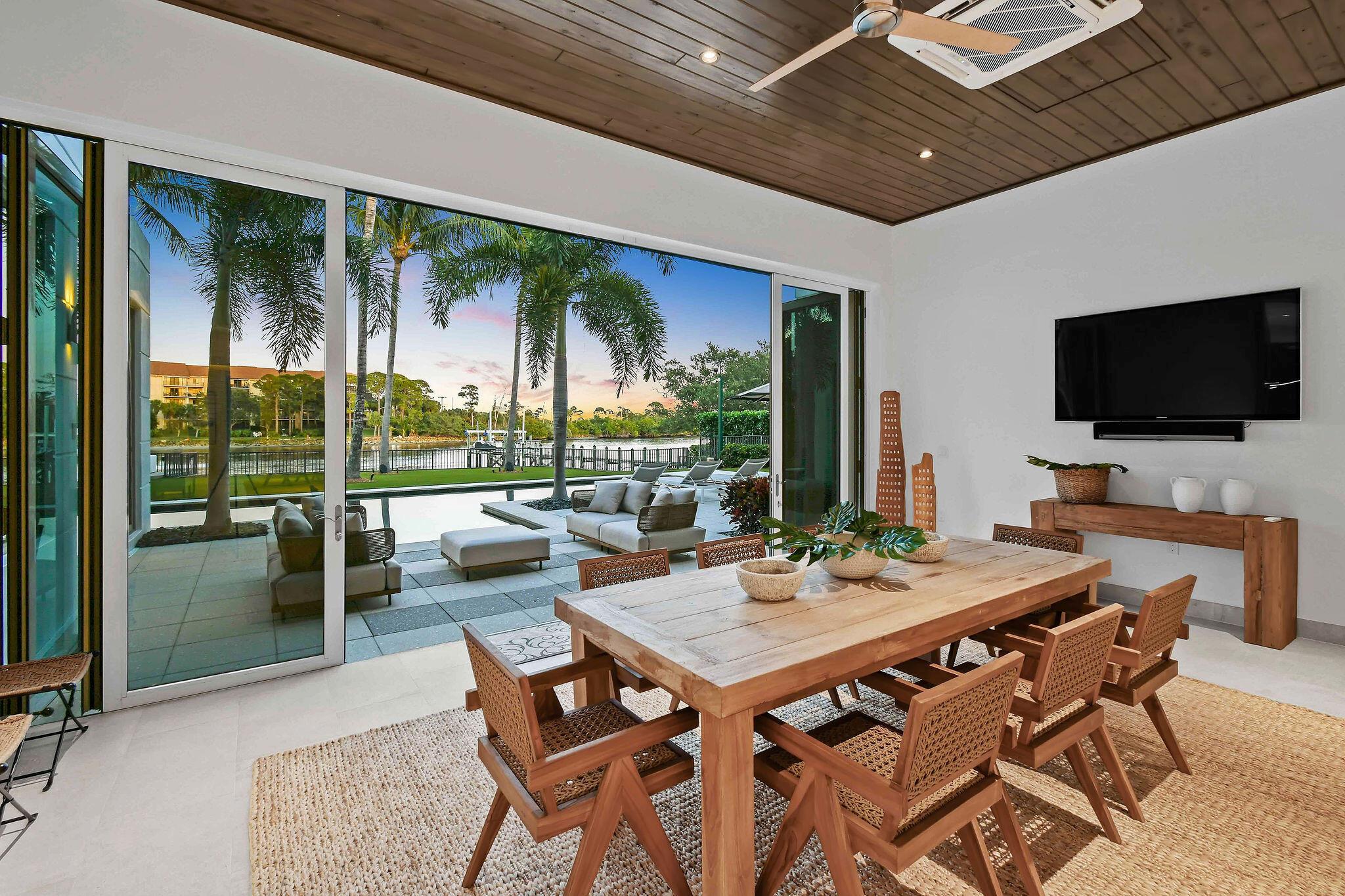 HARBOR PLACE - Residential