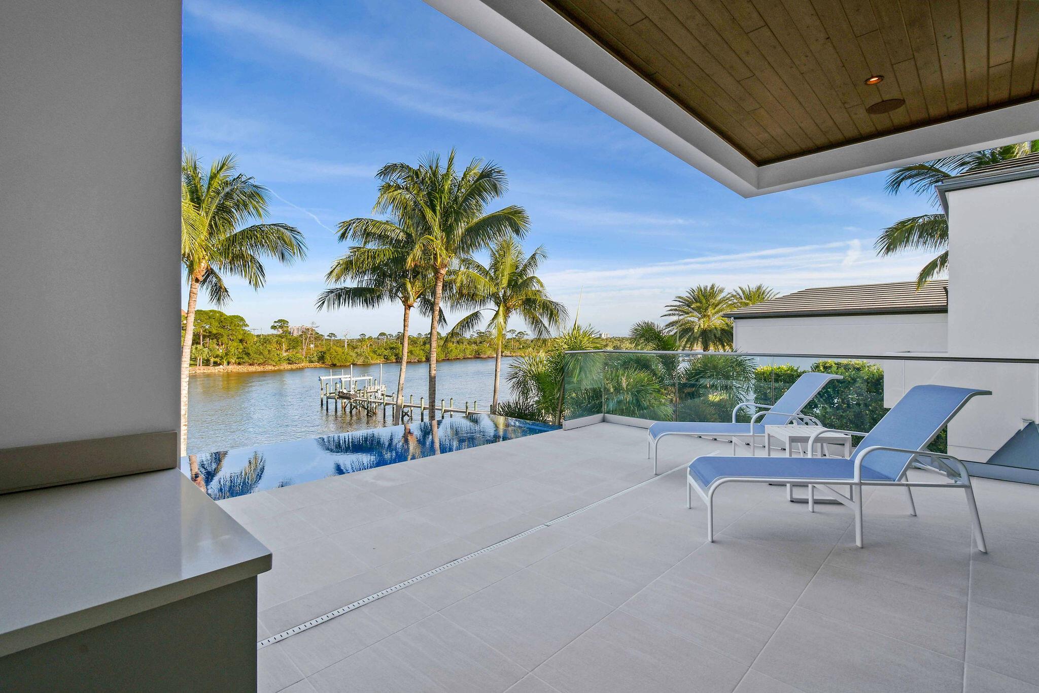 HARBOR PLACE - Residential