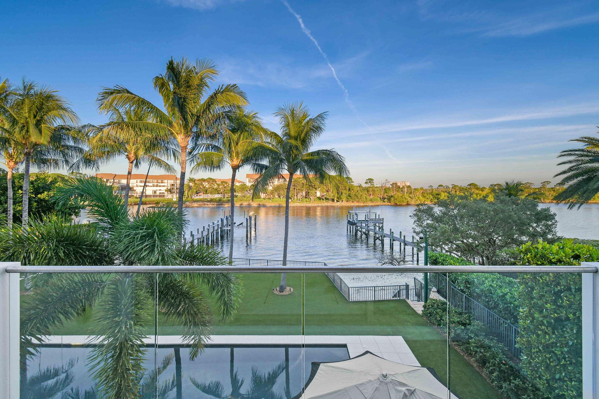 HARBOR PLACE - Residential