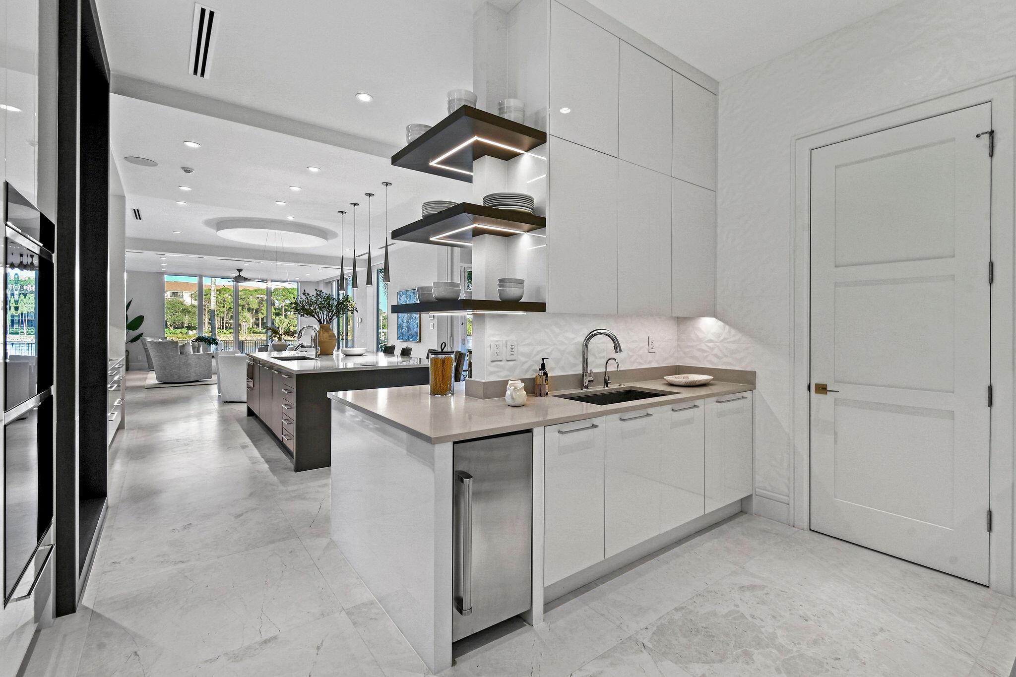 HARBOR PLACE - Residential