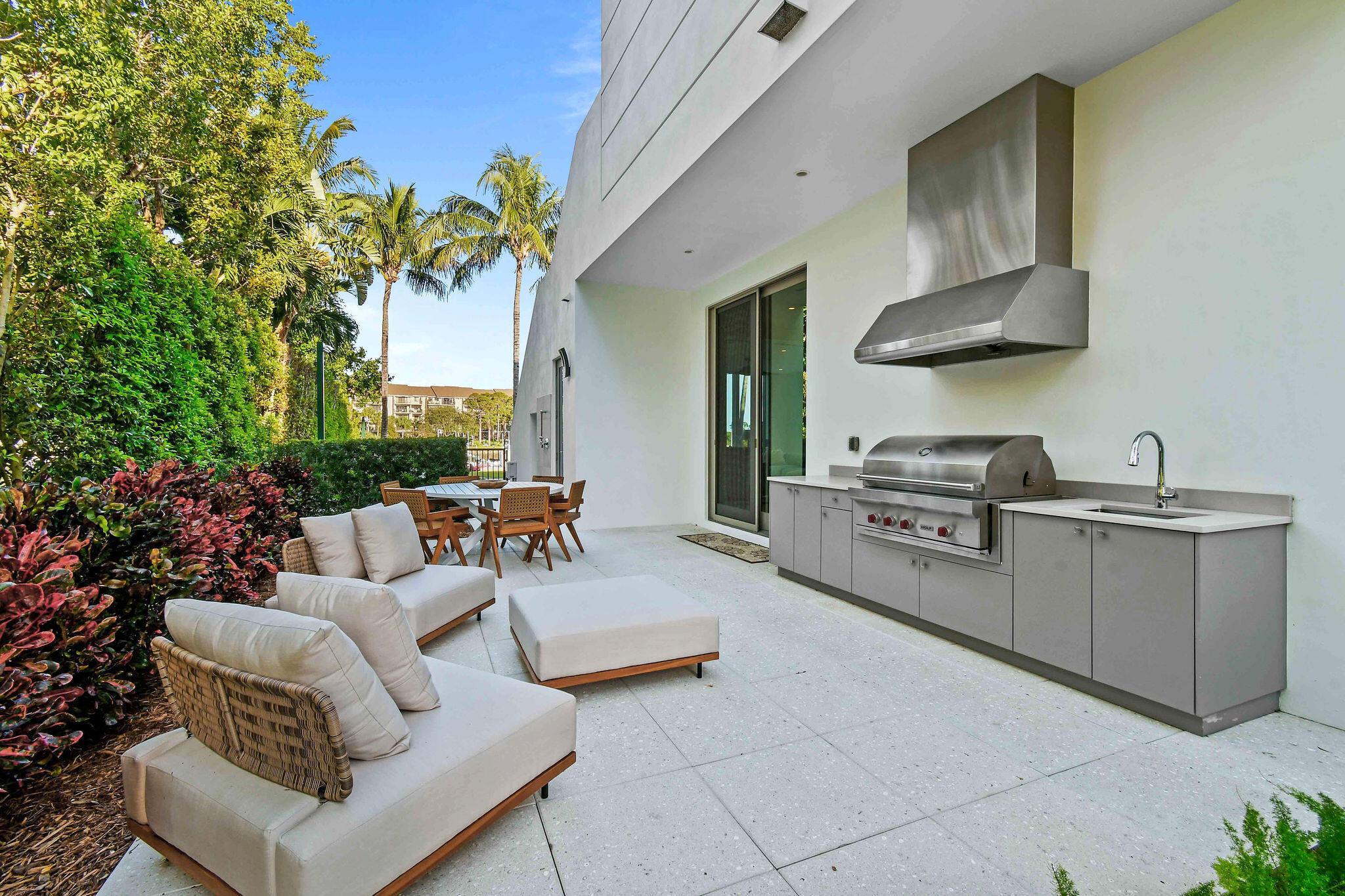 HARBOR PLACE - Residential