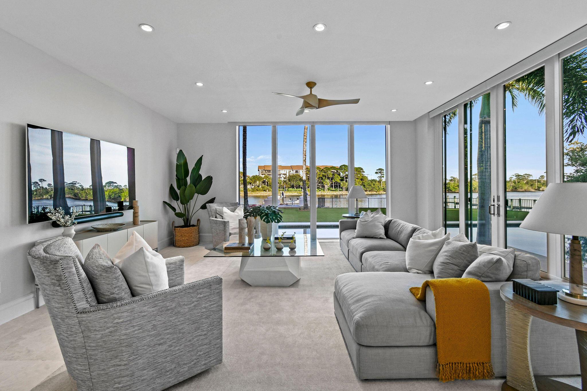 HARBOR PLACE - Residential