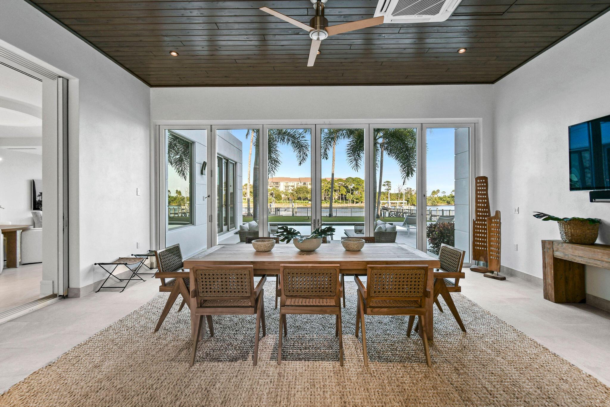 HARBOR PLACE - Residential