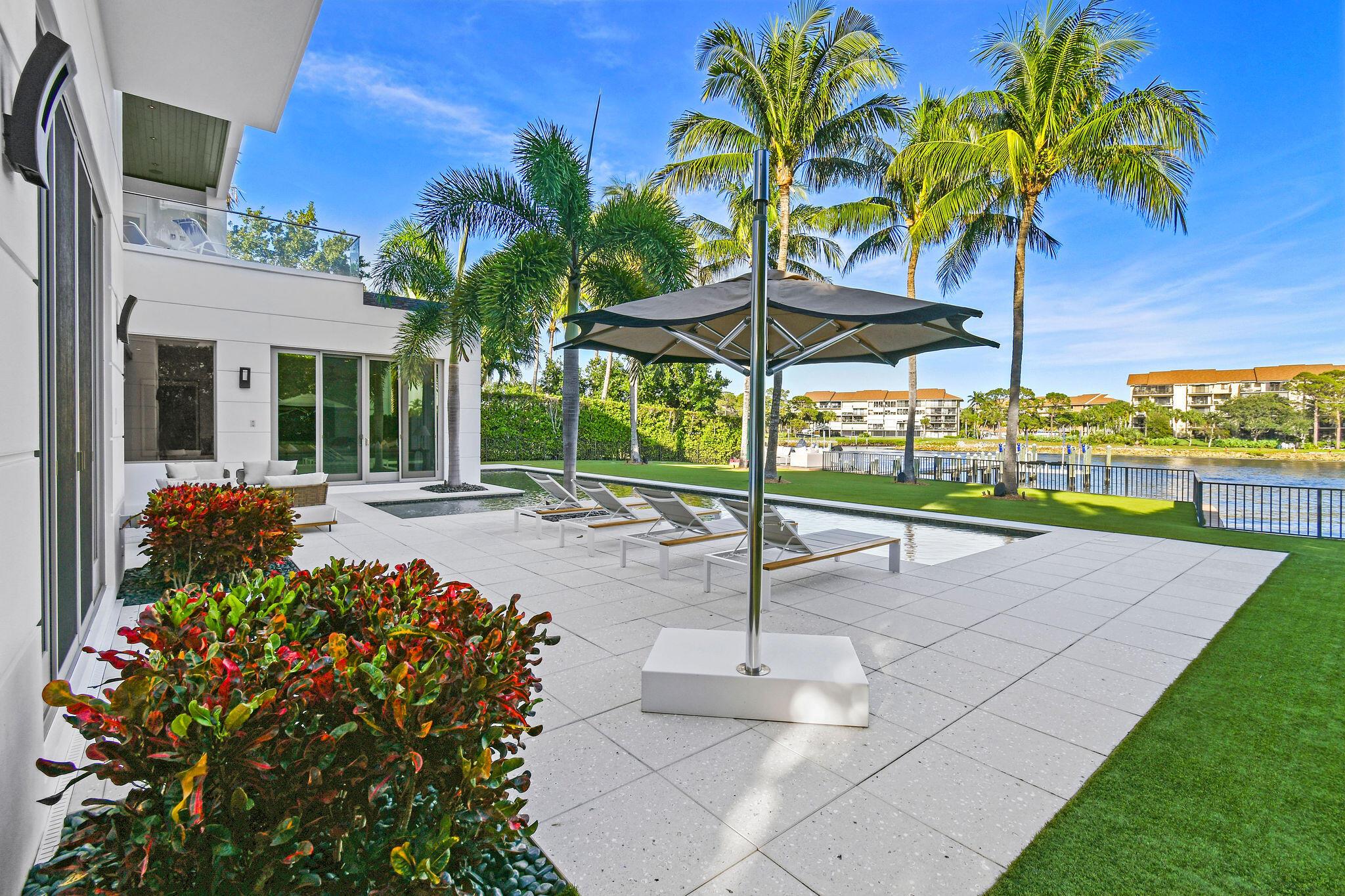 HARBOR PLACE - Residential