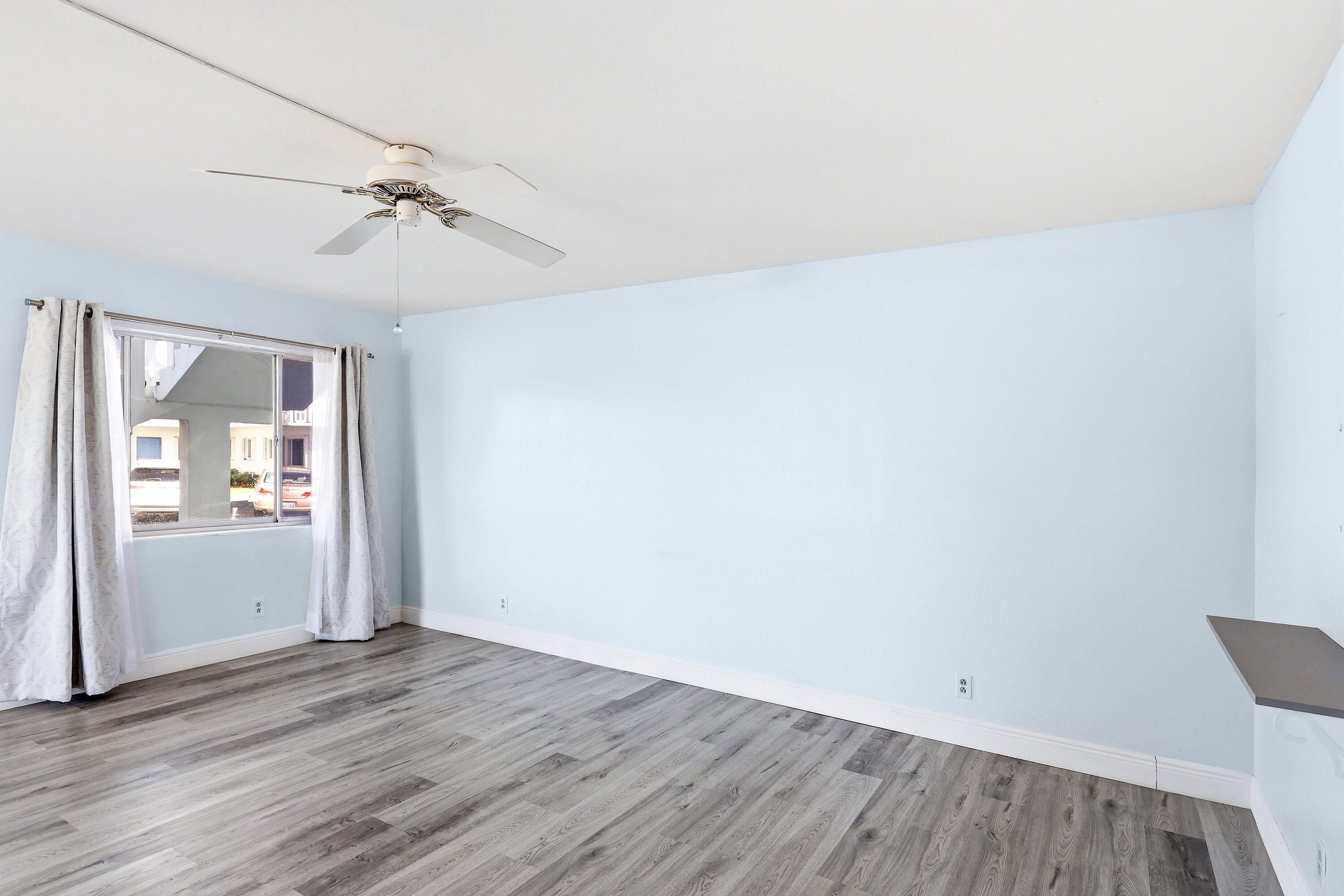 2004 Lake Osborne Drive 1