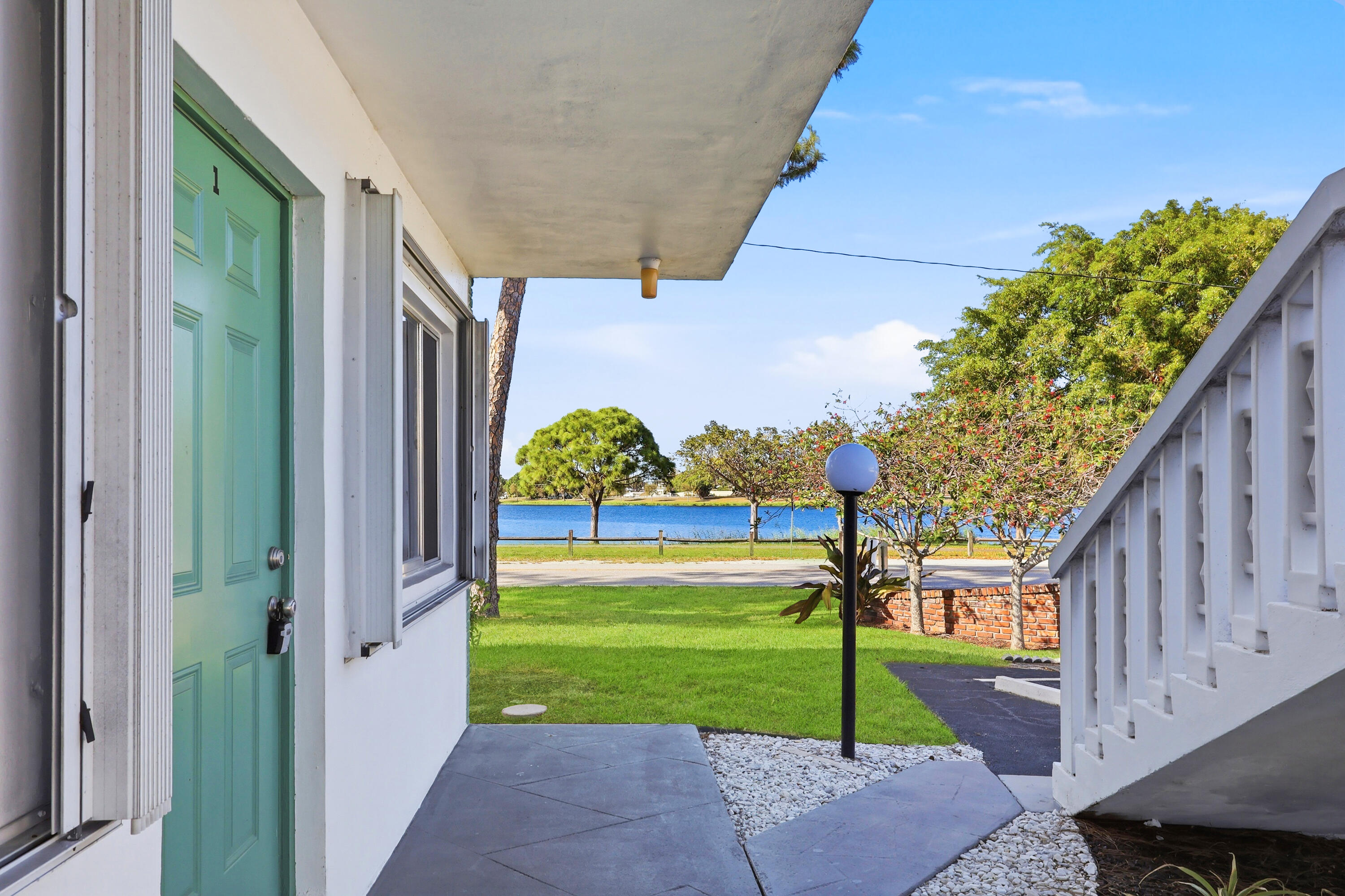 2004 Lake Osborne Drive 1