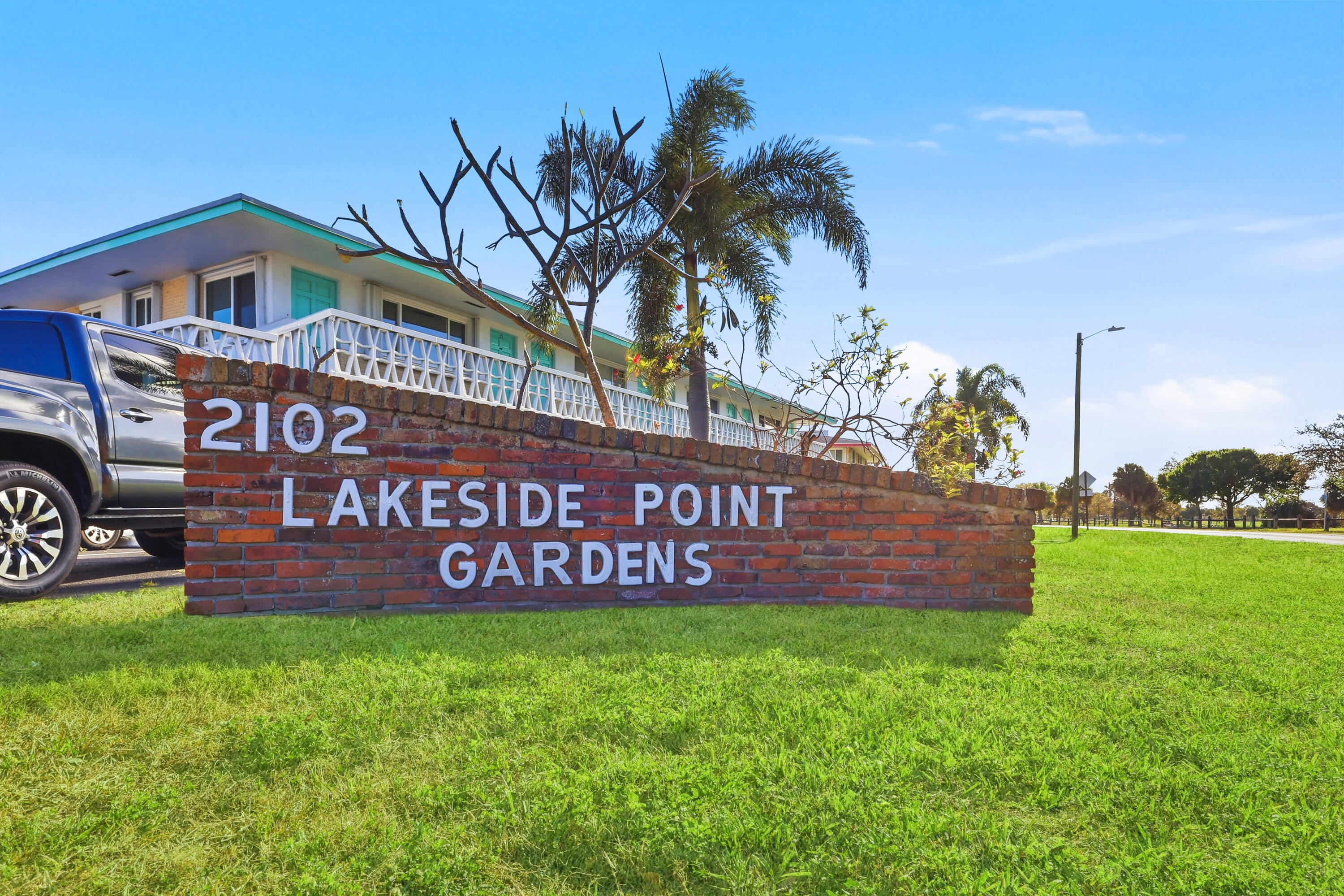 LAKESIDE POINT APT 2 CONDO - Residential