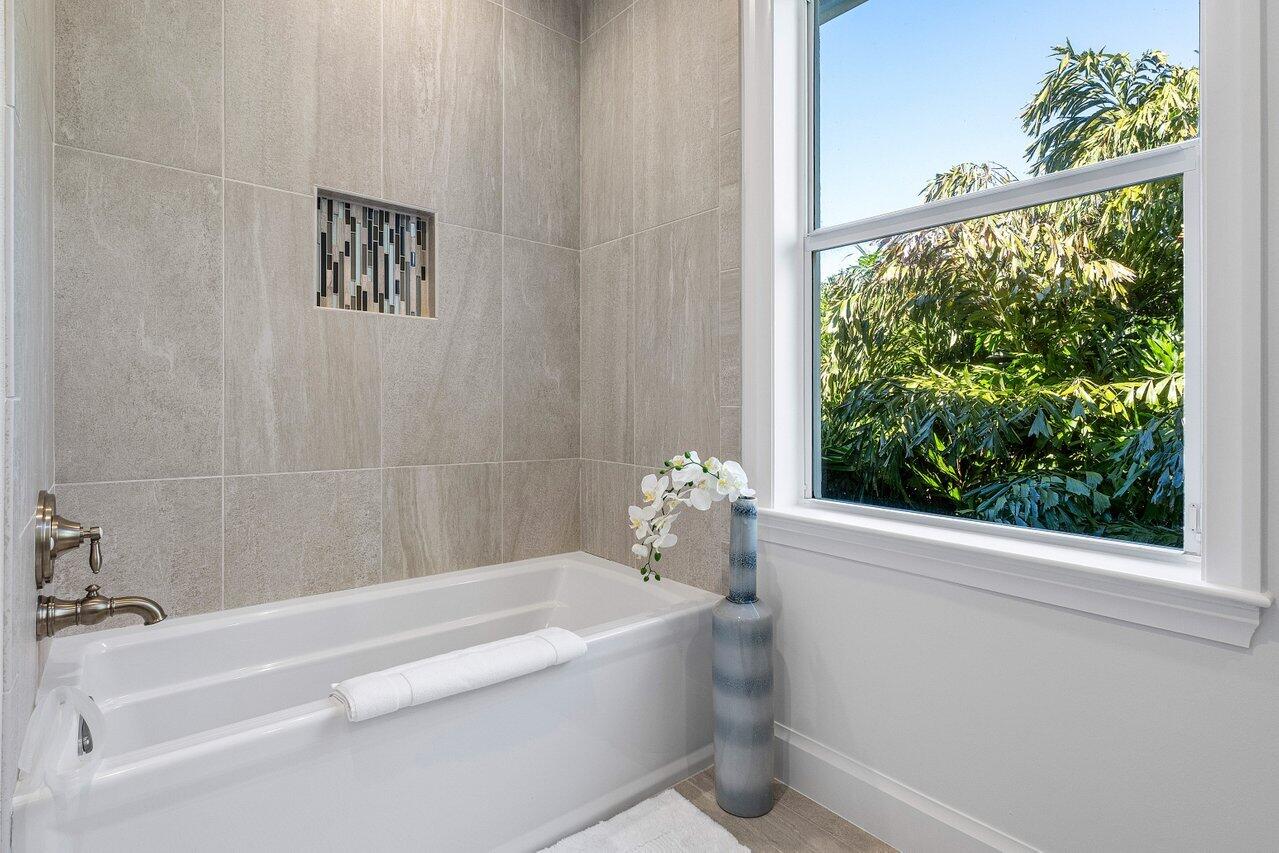 CAPTAINS KEY - Residential