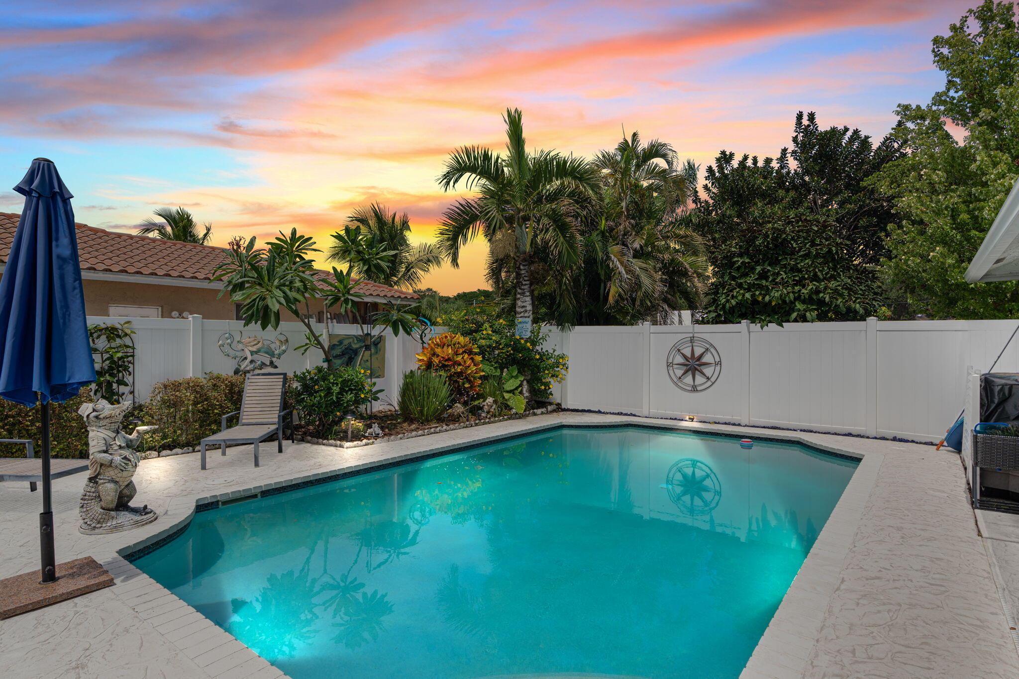 BOCA MADERA UNIT 1 - Residential