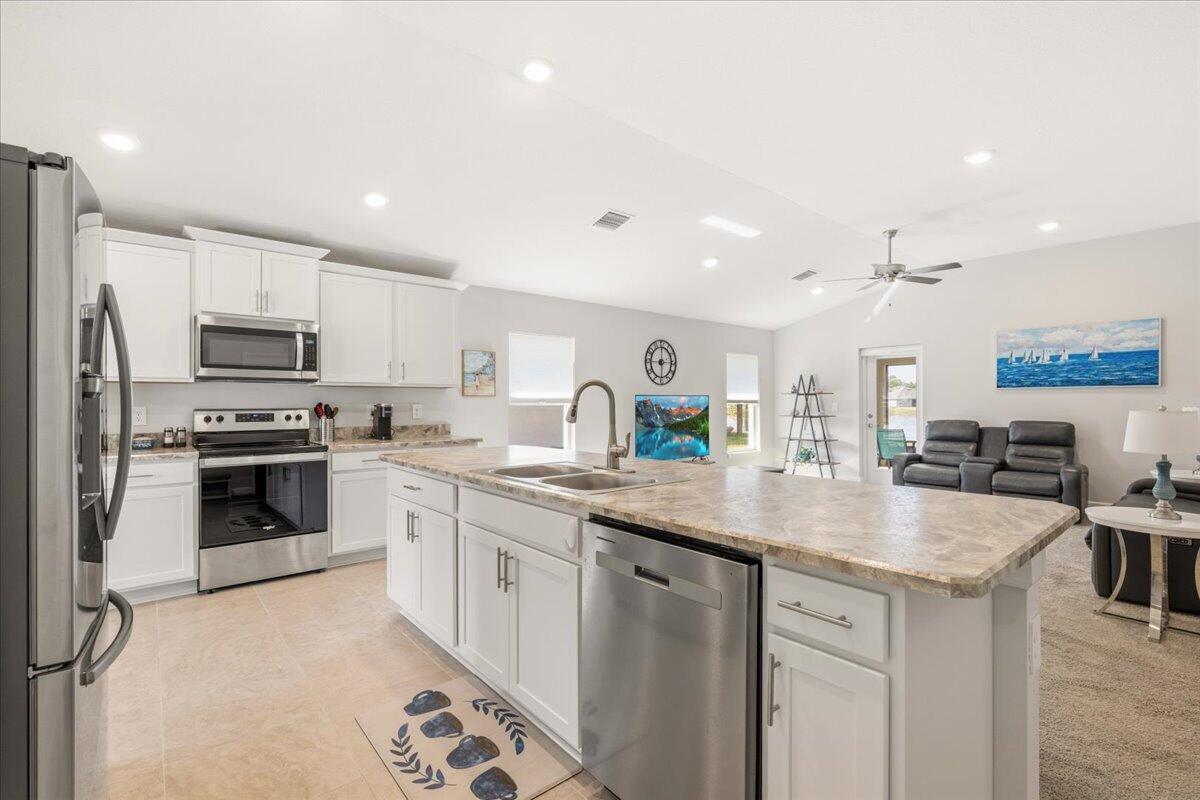 WATERSTONE PHASE ONE - Residential