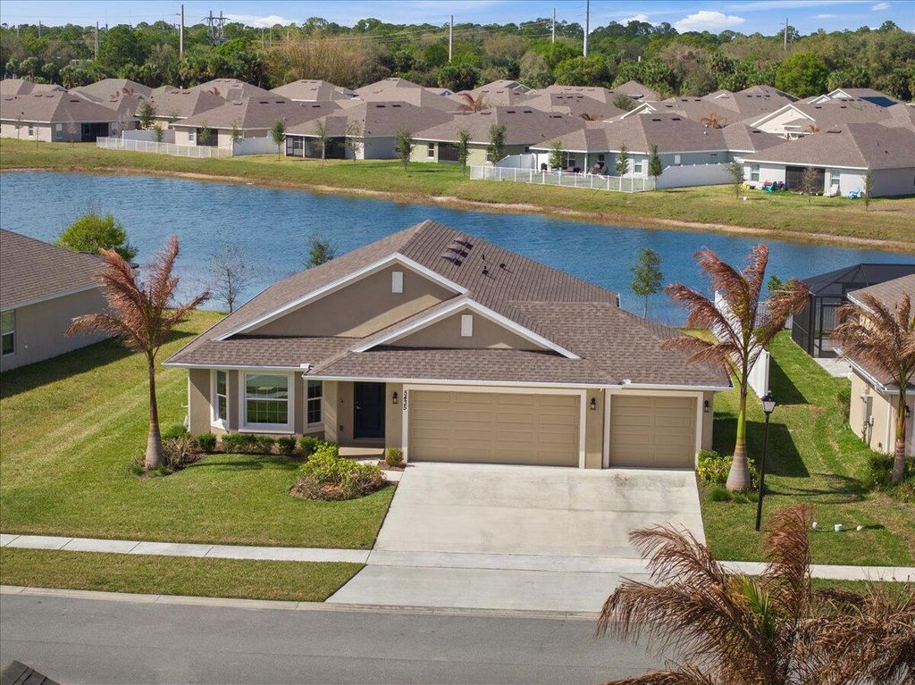 Photo of 5435 Lugo Street, Fort Pierce, FL 34951 (MLS # R11168537)