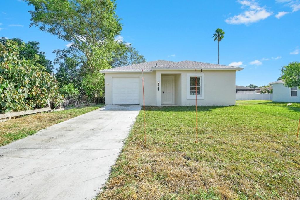 Photo of 7874 Griswold Street, Lantana, FL 33462 (MLS # F10537837)