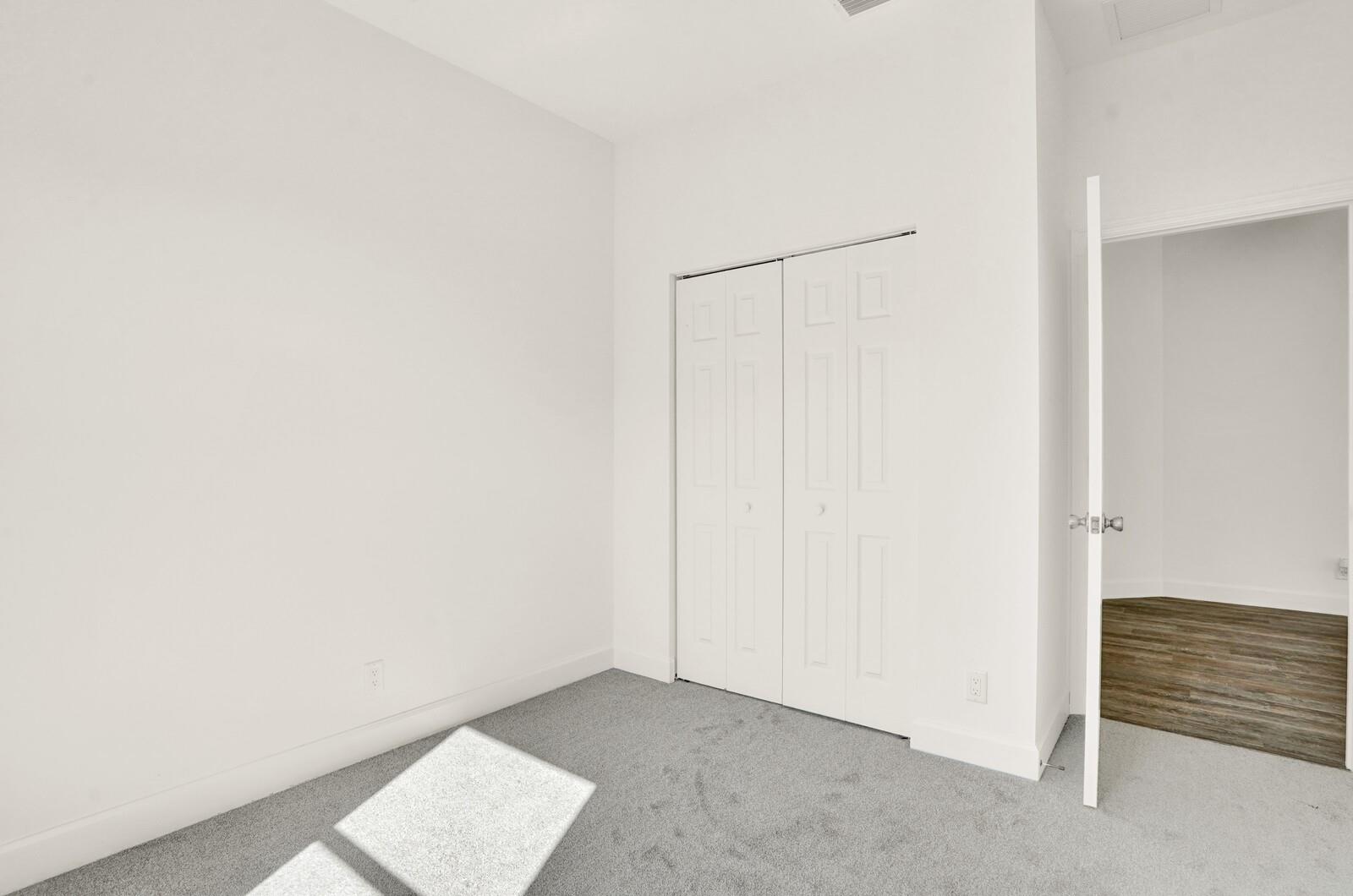 Tropical Terrace - Residential