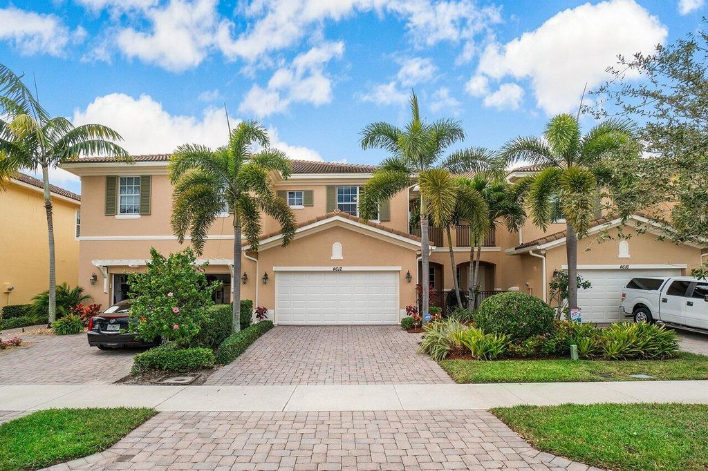Photo of 4612 Cadiz Circle, Palm Beach Gardens, FL 33418 (MLS # R11006509)