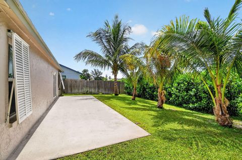 Tiny photo for 5052 ARBOR GLEN Circle, Lake Worth, FL 33463 (MLS # B26051988)