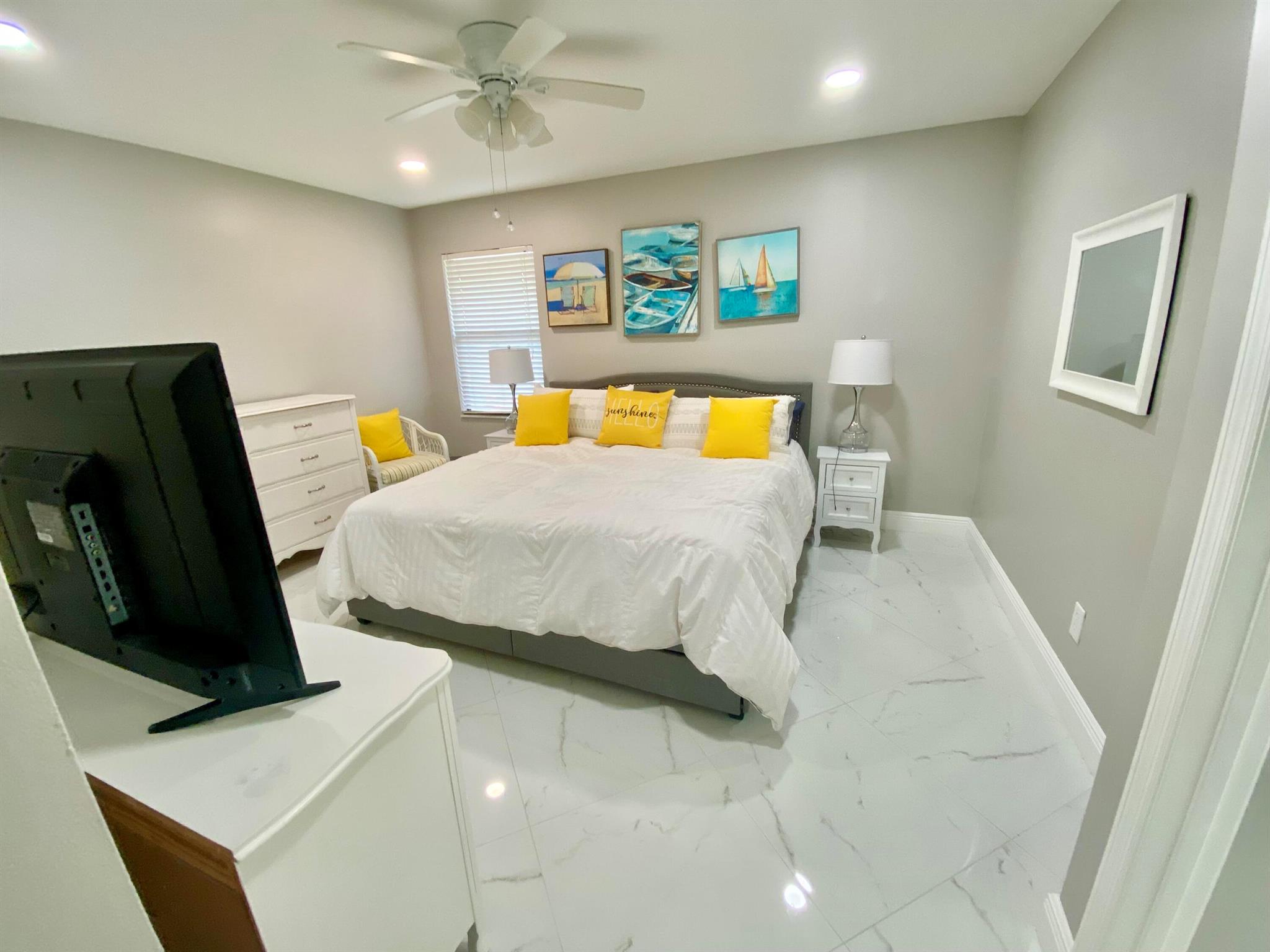 BELLA VISTA - Residential Lease