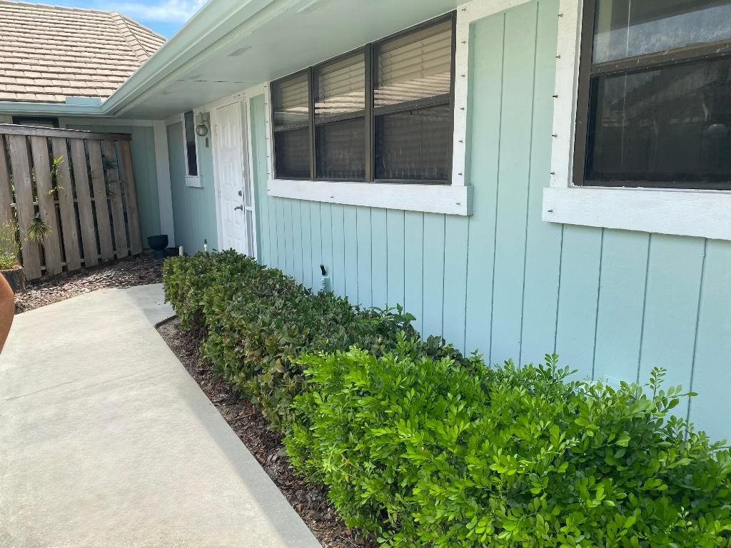 Photo of 1127 E Seminole Avenue #13d, Jupiter, FL 33477 (MLS # R11132228)
