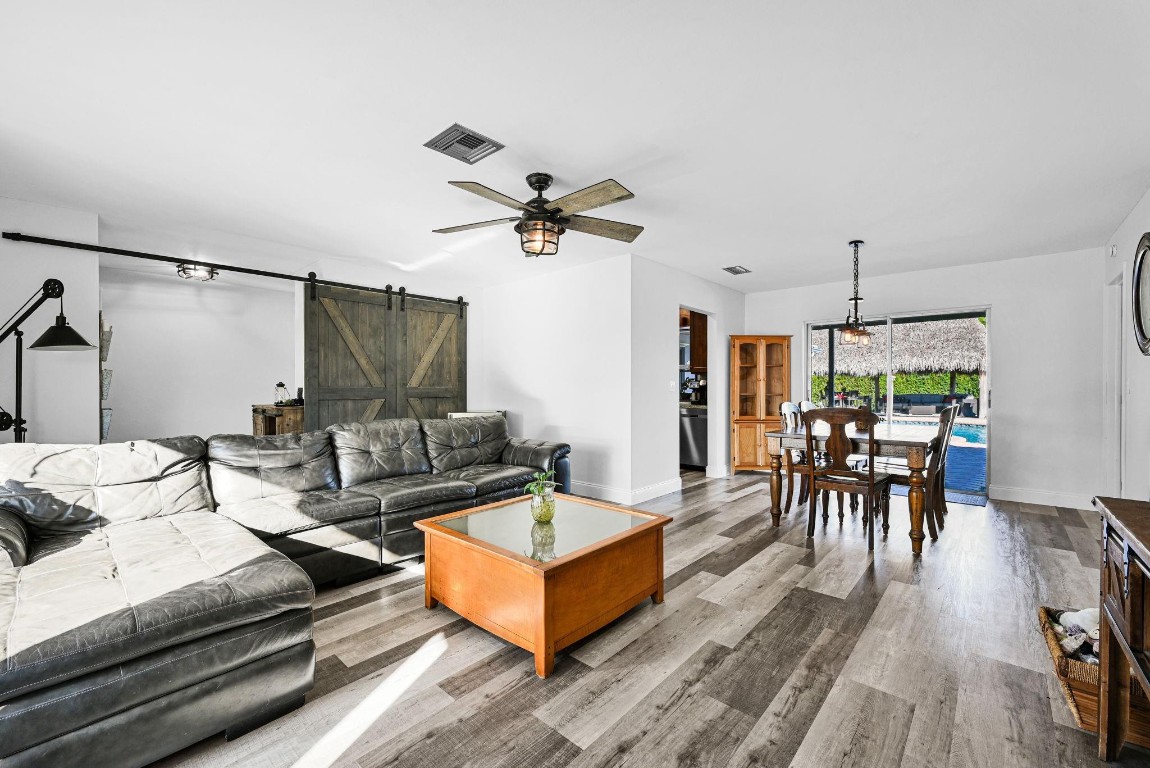 Coral Spgs Lakes 68-12 B - Residential