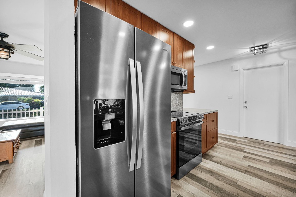 Coral Spgs Lakes 68-12 B - Residential