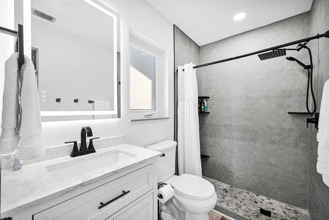 Coral Spgs Lakes 68-12 B - Residential