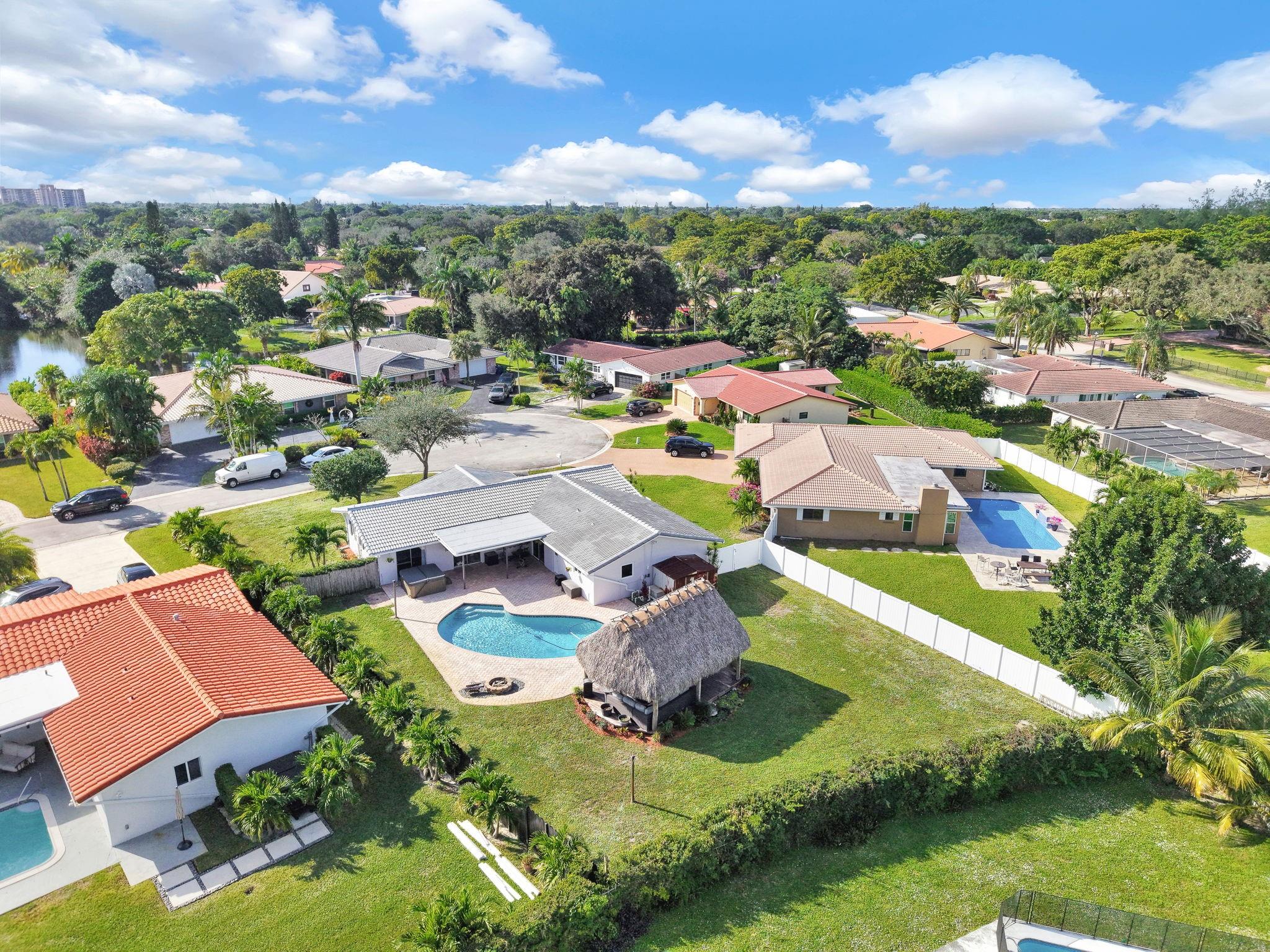 Coral Spgs Lakes 68-12 B - Residential