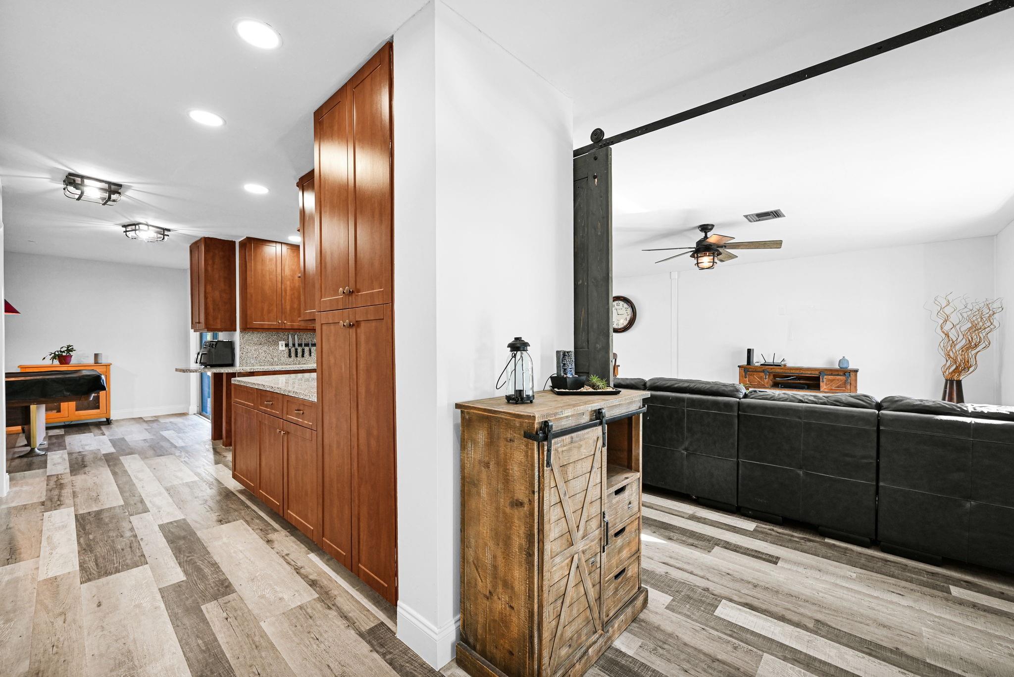 Coral Spgs Lakes 68-12 B - Residential