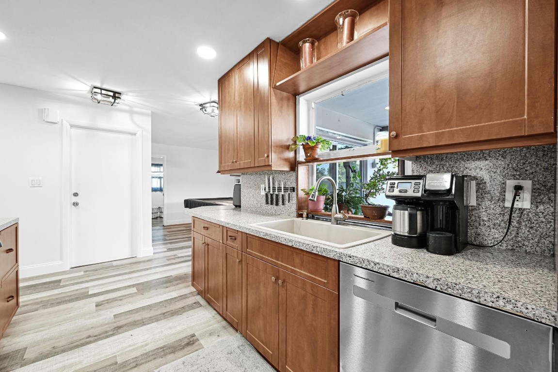 Coral Spgs Lakes 68-12 B - Residential