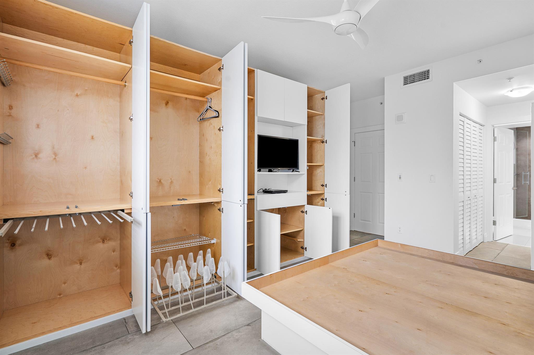 BOCA GRAND - Residential Lease