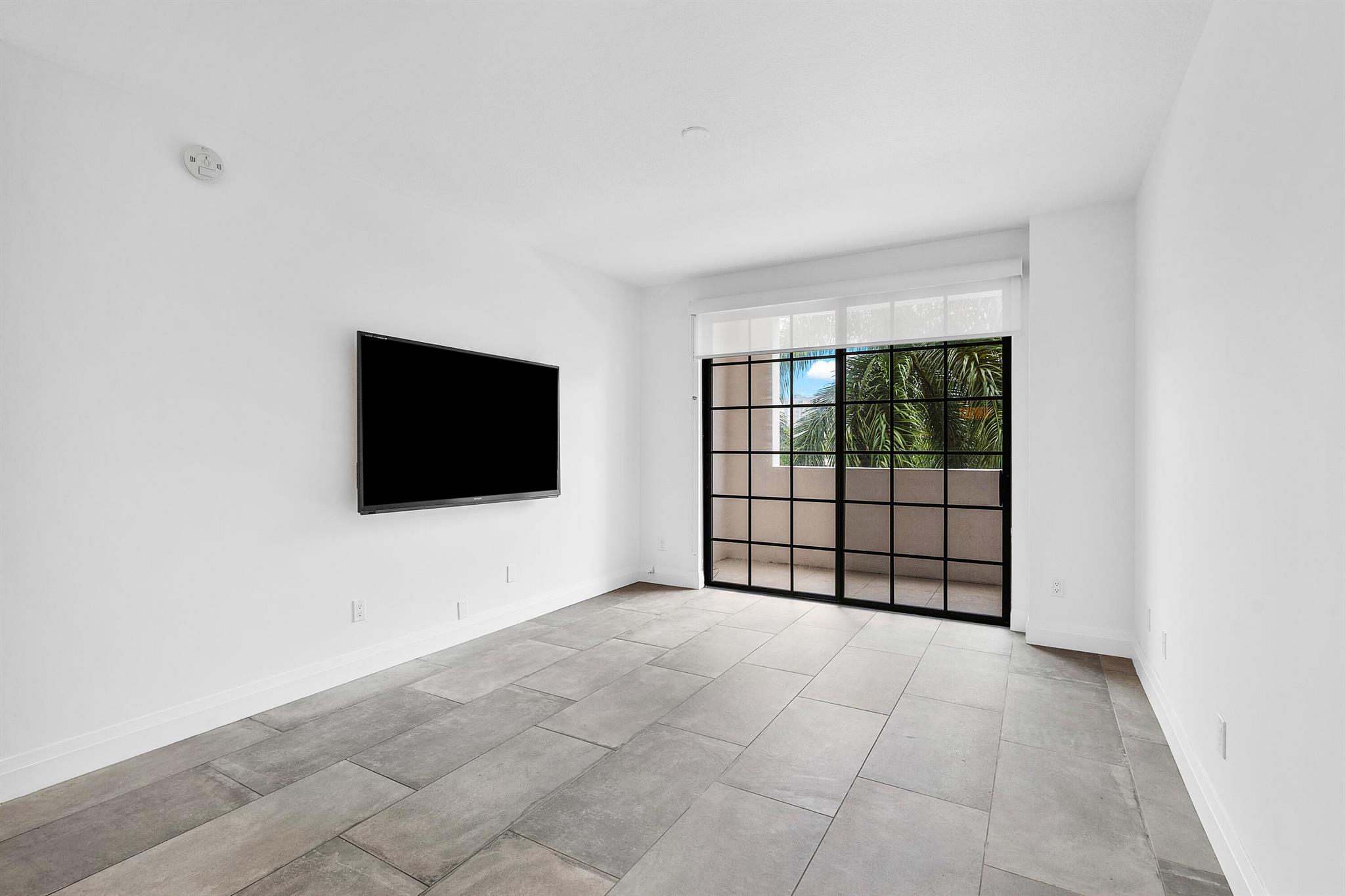 BOCA GRAND - Residential Lease