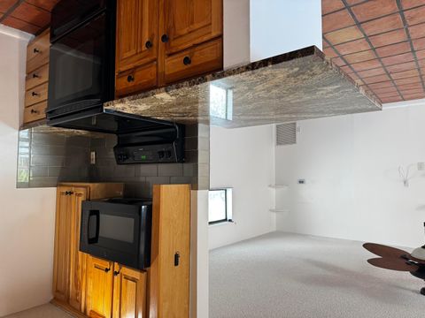 24 Crossings Circle H Boynton Beach FL 33435