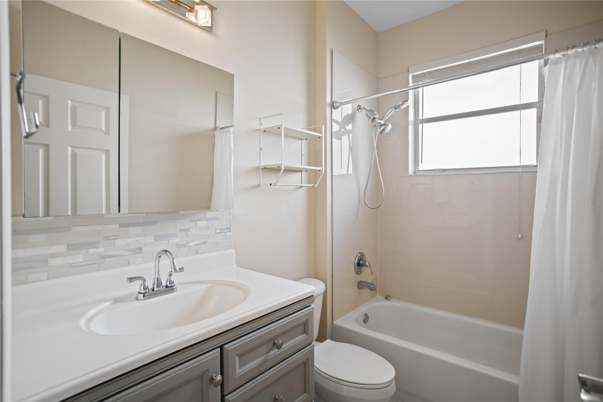 COVE III - Residential