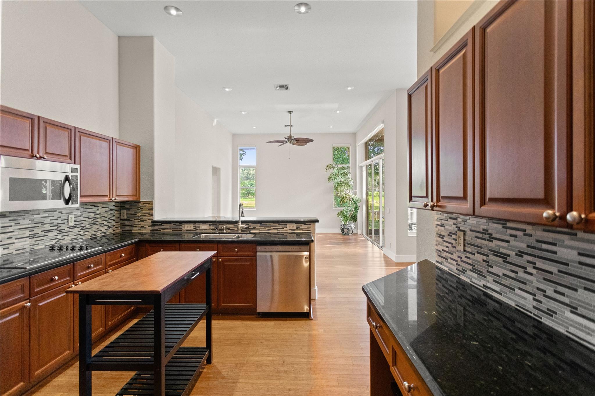 COVE III - Residential