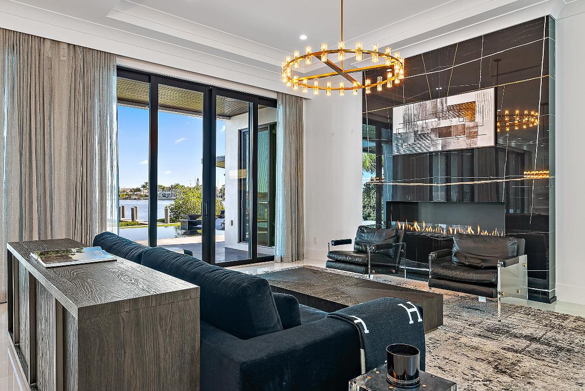 BAMBOO POINT - Residential