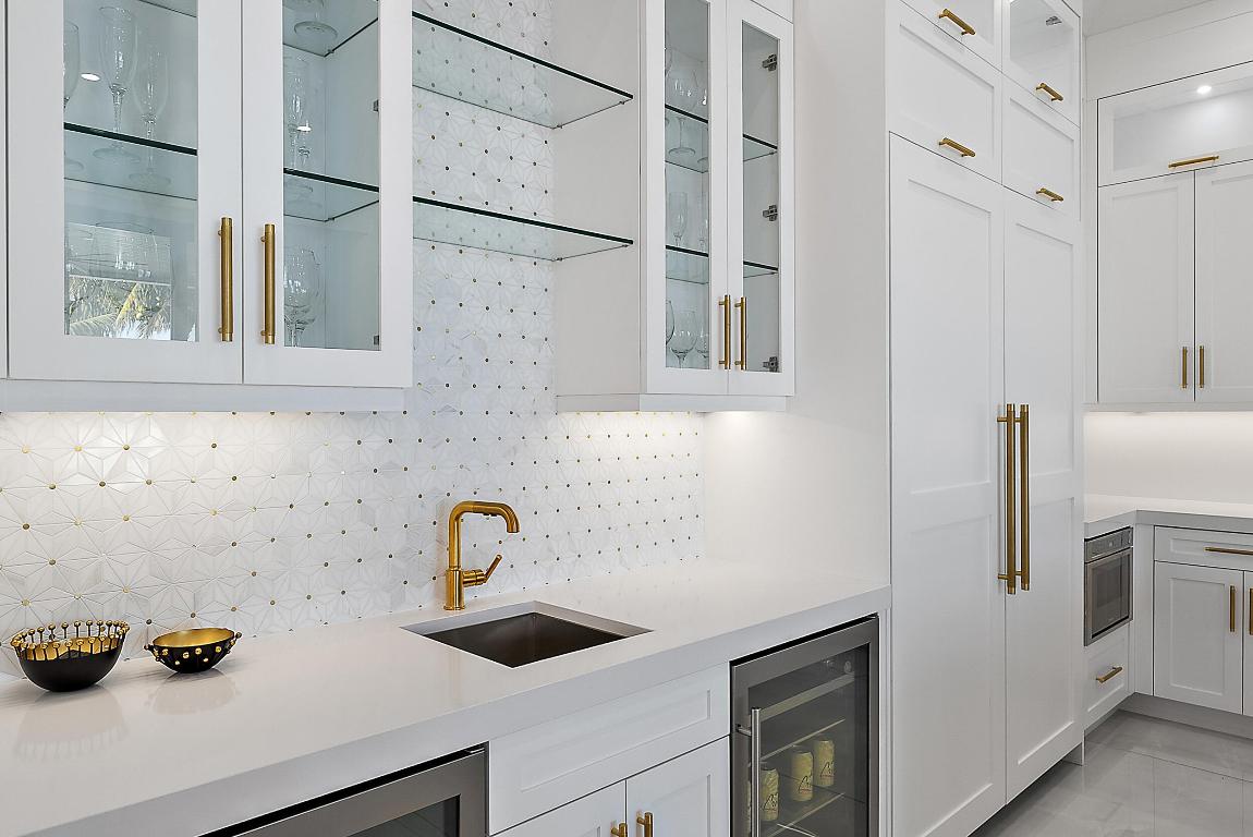 BAMBOO POINT - Residential