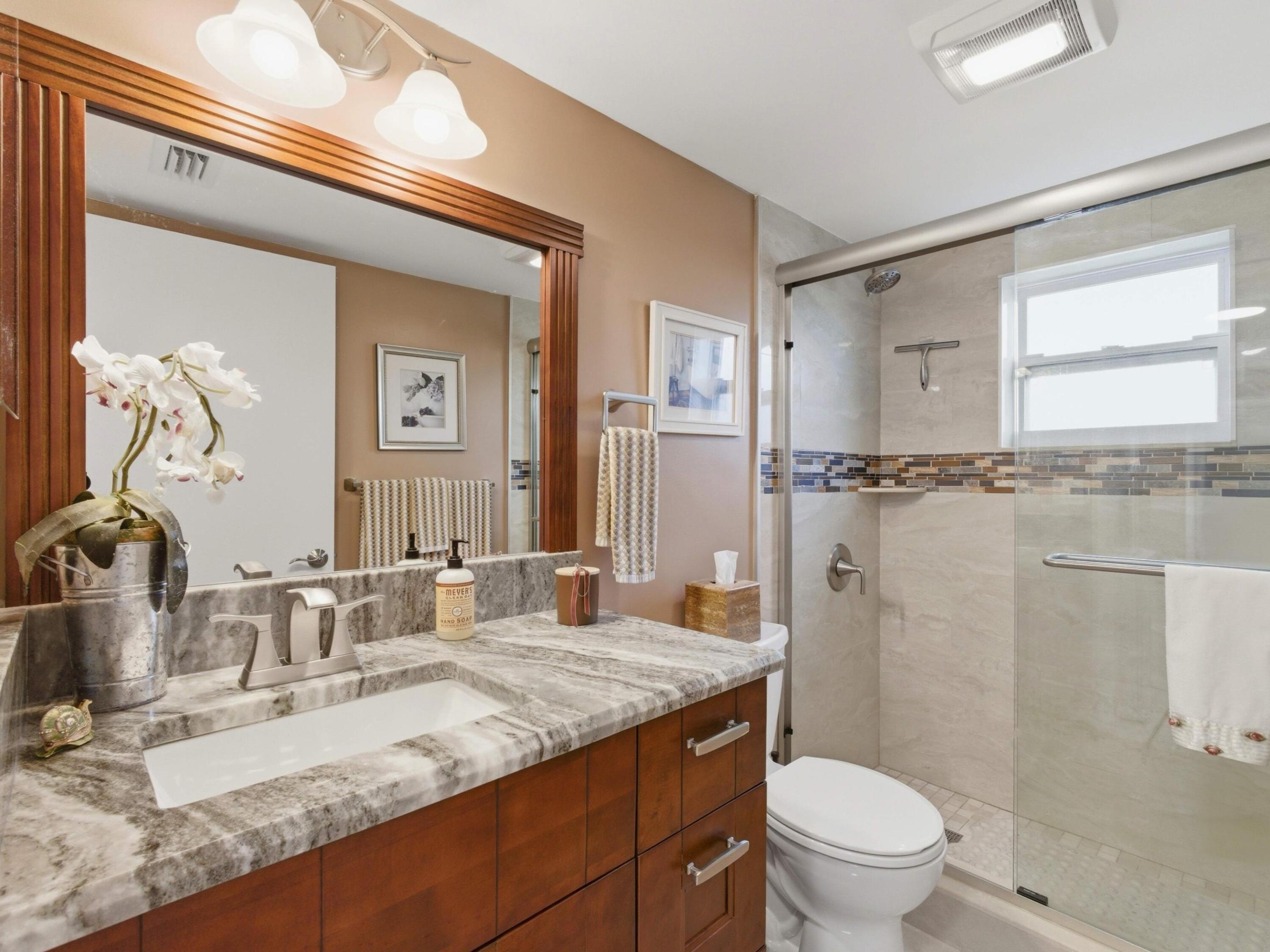 PALM GREENS AT VILLA DEL RAY CONDO II - Residential